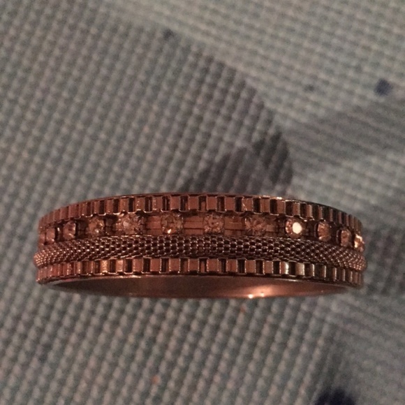 Stunning Bangle bracelet - Picture 4 of 5